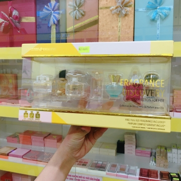 Tách set nước hoa Fragrance Discovery Nữ 7 chai